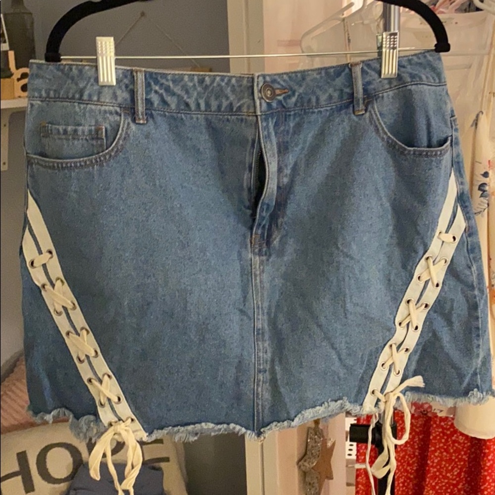 Denim skirt